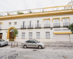 Exterior view of Flat for sale in  Sevilla Capital  with Air Conditioner, Terrace and Balcony