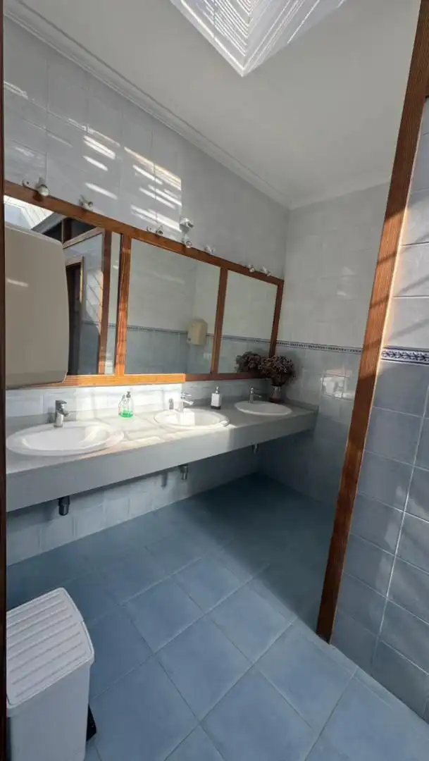 Commercial properties for rent in Avinguda de Cala Llenya, 16, Sant Carles Bathroom of Commercial properties for rent in Santa Eulària des Riu with Air Conditioner and Heating
