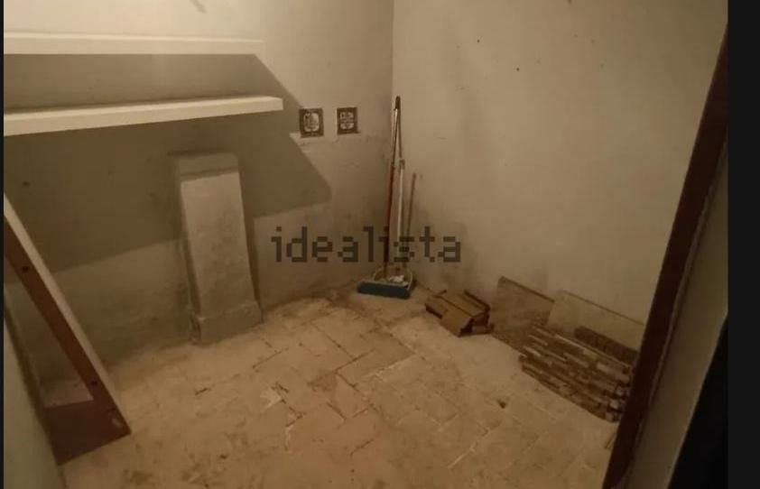 Box room for sale in Calle Antillano Campos, 8, Triana Casco Antiguo, Sevilla - image 1 Photo 1 of Box room for sale in Calle Antillano Campos, 8, Triana Casco Antiguo, Sevilla