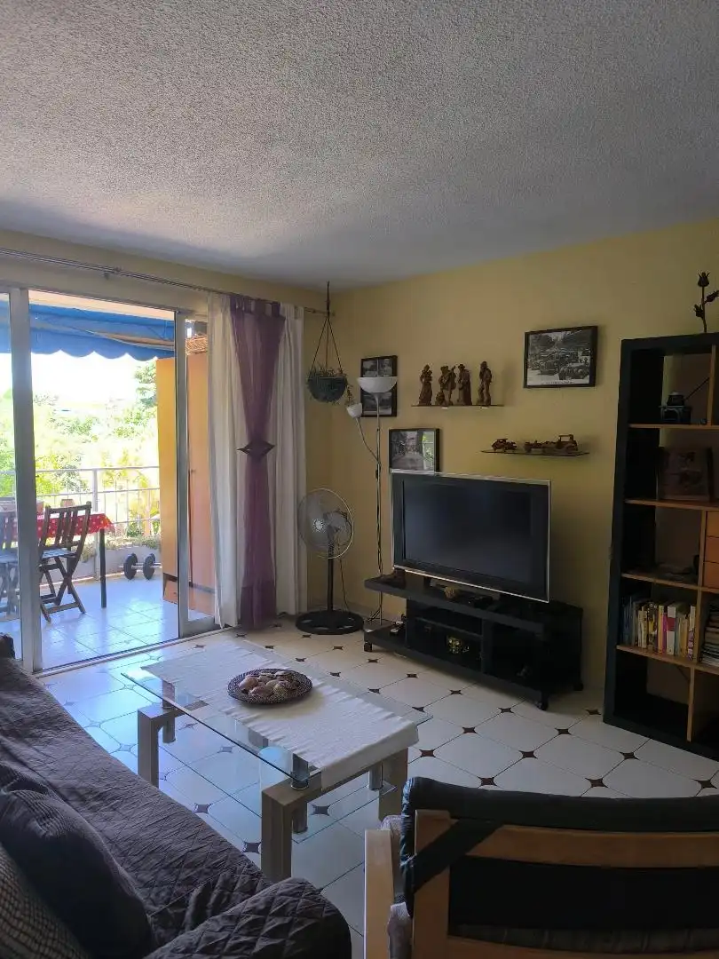 Room in Calle del Pintor Sorolla, 1, Norte - Universidad Living room of Flat for share in Móstoles with Terrace, Furnished and Oven