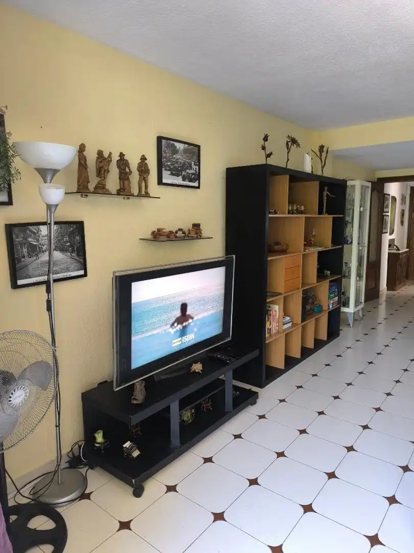 Room in Calle del Pintor Sorolla, 1, Norte - Universidad Living room of Flat for share in Móstoles with Terrace, Furnished and Oven