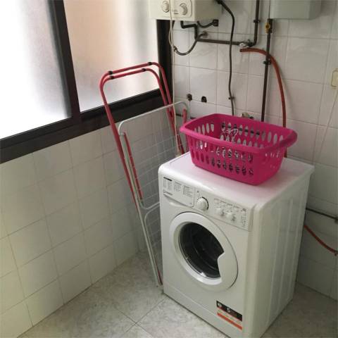 Piso en Venta en Calle de Monóvar, 1 en San Gabriel