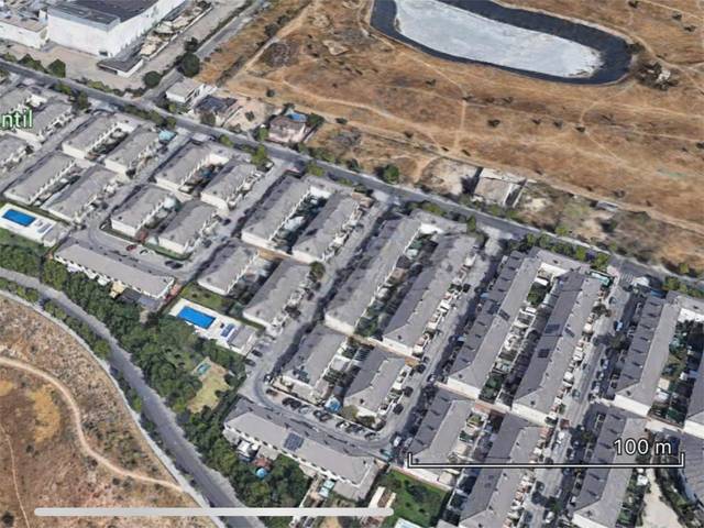 Piso en Venta en Calle Kilimanjaro, 11 en La Montaña - El Cortijo