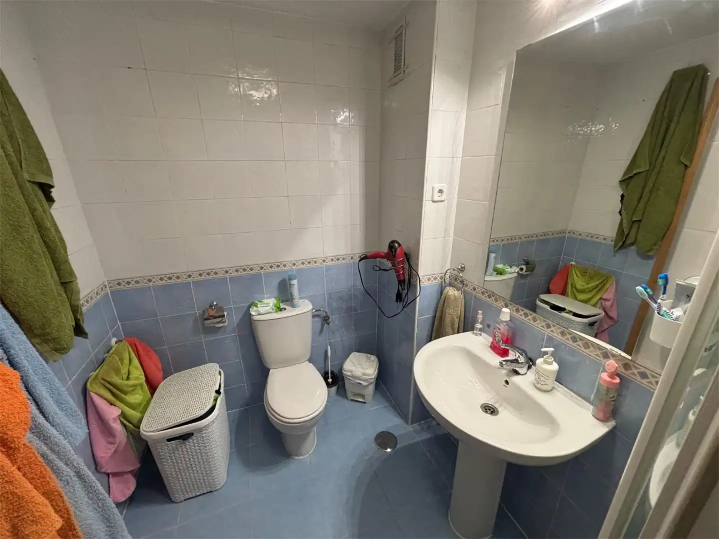 Wohnung zum Verkauf in Calle Kilimanjaro, 11, La Montaña - El Cortijo Badezimmer von Wohnung zum Verkauf in Aranjuez mit Klimaanlage, Heizung und Terrasse