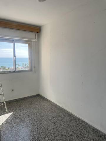 Piso en Alquiler en Calle Princesa, 44 en Parque Ayala - Jardín de la Abadía - Huelín