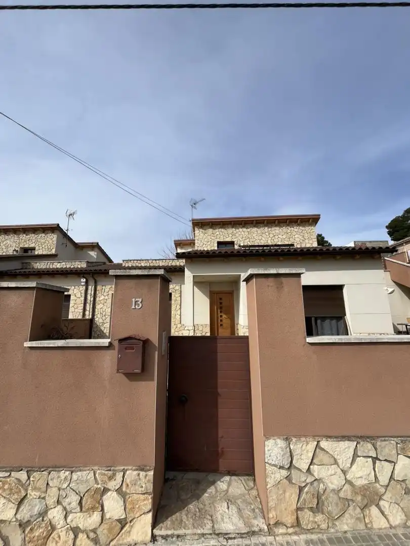 Vista exterior de Casa o xalet en venda en Piera amb Aire condicionat, Calefacció i Jardí privat