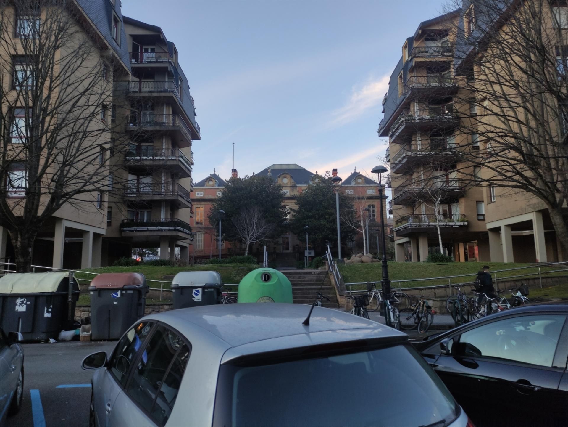 Vista exterior de Garatge de lloguer en Zarautz