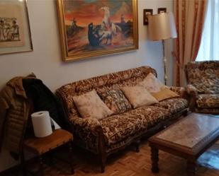 Living room of Flat for sale in  Madrid Capital  with Air Conditioner, Heating and Private garden