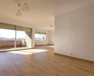 Living room of Flat to rent in Pozuelo de Alarcón  with Air Conditioner, Terrace and Swimming Pool