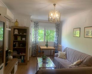 Living room of Flat to rent in Motilla del Palancar  with Air Conditioner, Heating and Parquet flooring