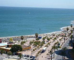 Vista exterior de Apartament de lloguer en Fuengirola amb Calefacció, Terrassa i Piscina