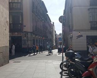 Vista exterior de Pis de lloguer en  Madrid Capital amb Aire condicionat, Calefacció i Moblat