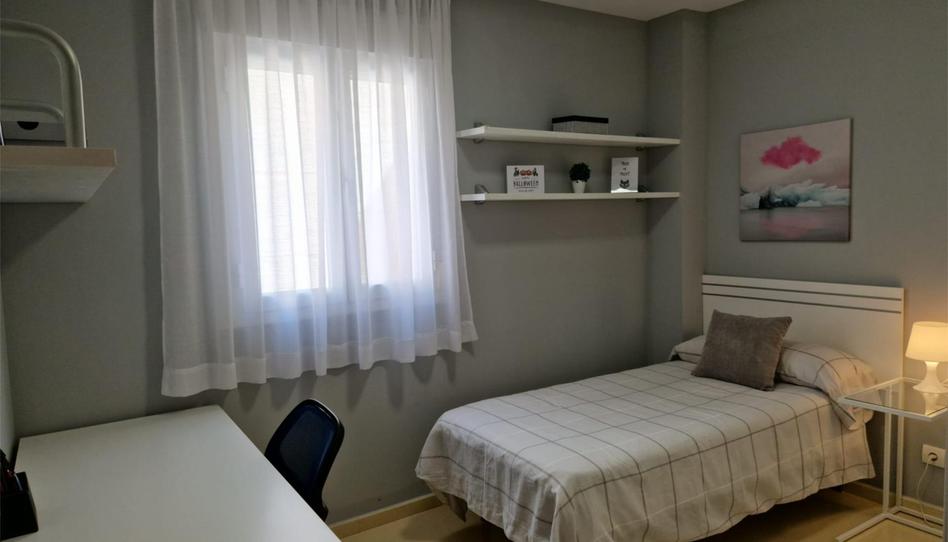 Foto 1 de Pis per a compartir a Calle Massenet, 19, Residencial Jardín Botánico, Málaga