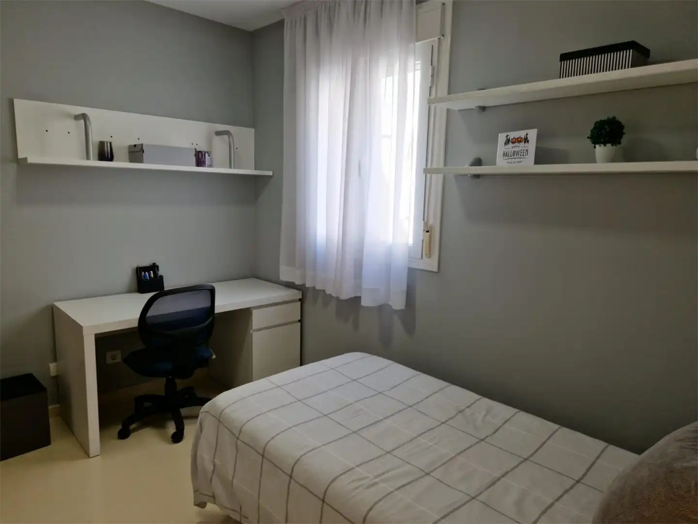 Habitació a Calle Massenet, 19, Residencial Jardín Botánico Habitació a Calle Massenet, 19, Residencial Jardín Botánico