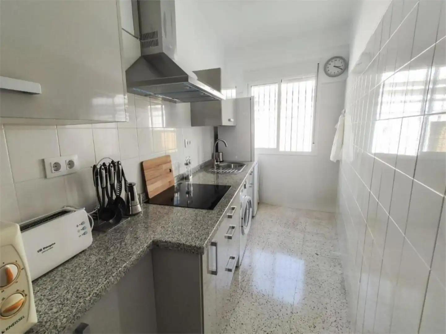 Flat for sale in Calle Alcázares, Encarnación - Regina Kitchen of Flat for sale in Sevilla with Air Conditioner, Heating and Terrace