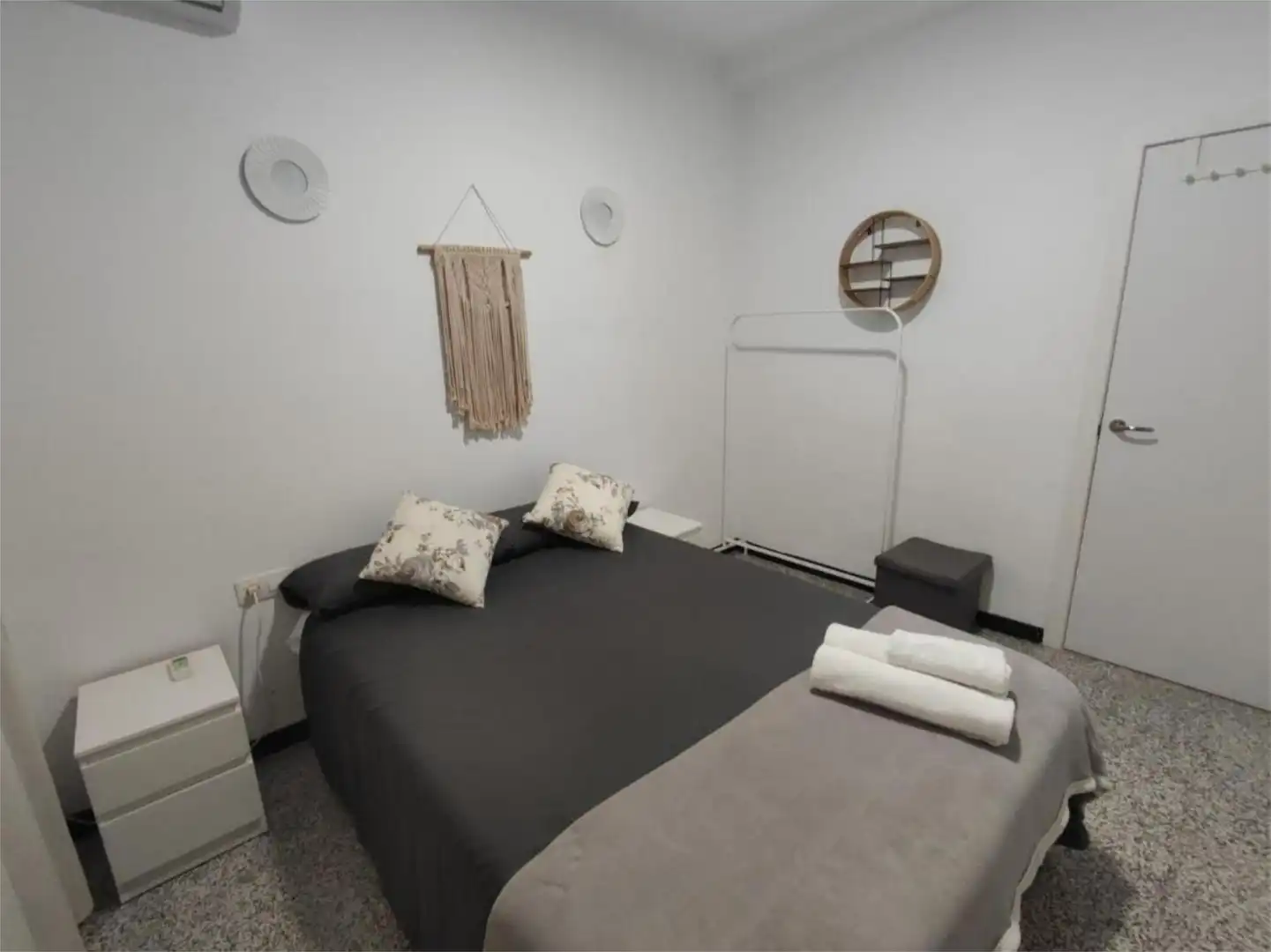 Flat for sale in Calle Alcázares, Encarnación - Regina Bedroom of Flat for sale in Sevilla with Air Conditioner, Heating and Terrace