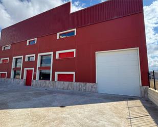 Vista exterior de Nau industrial de lloguer en Valdepeñas amb Aire condicionat i Moblat