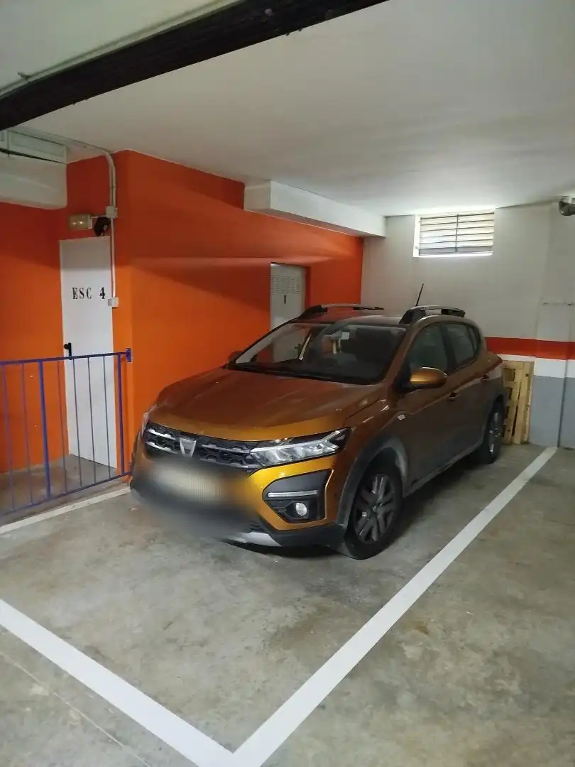 Parking of Garage for rent in La Puebla de Alfindén