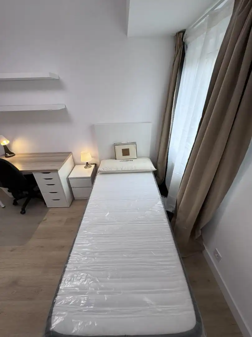 Habitación en Plaza San Francisco, 5, Universidad San Francisco