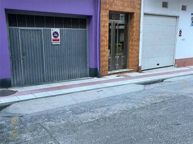 Garaje en Alquiler en Rúa San Avelino, 13 en Piñeiros- Freixeiro
