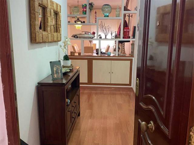 Piso en Venta en Calle Guadalimar, 6 en Pedro Salvador - Las Palmeritas