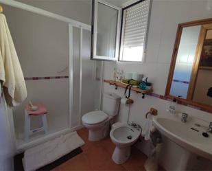 Bathroom of Flat for sale in Villalgordo del Júcar  with Storage room and Furnished