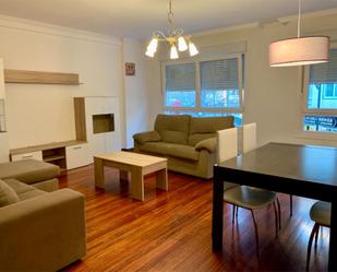 Living room of Duplex to rent in Nigrán  with Heating, Parquet flooring and Storage room