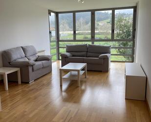 Living room of Flat to rent in Santa María de Cayón  with Heating, Parquet flooring and Storage room