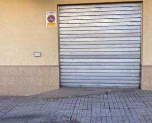 Garage for sale in Baza