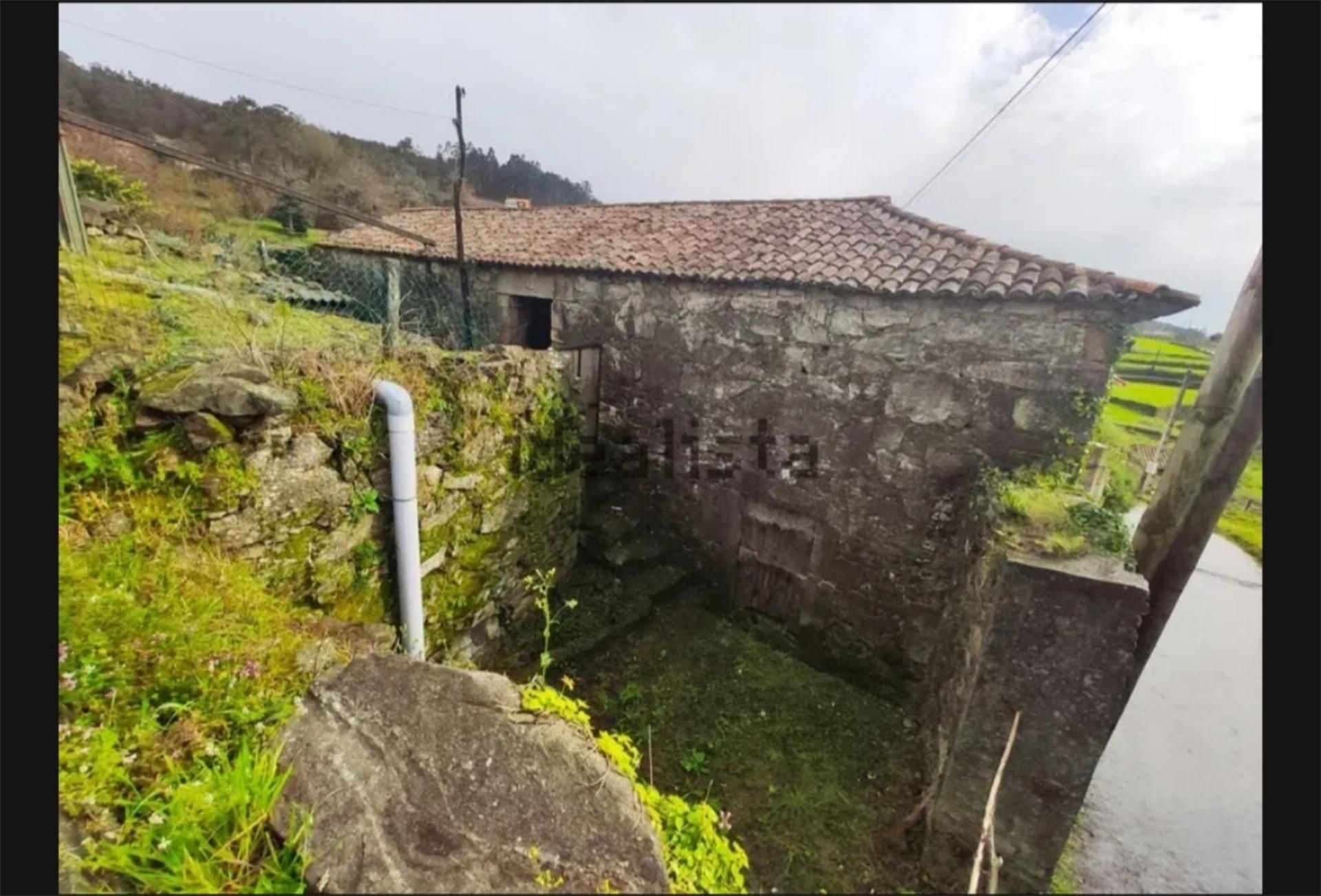 Casa adosada en venda en Boiro