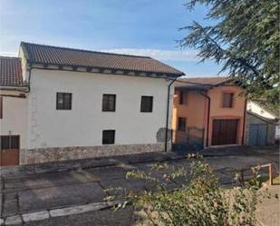 Exterior view of House or chalet for sale in Santibáñez de la Peña