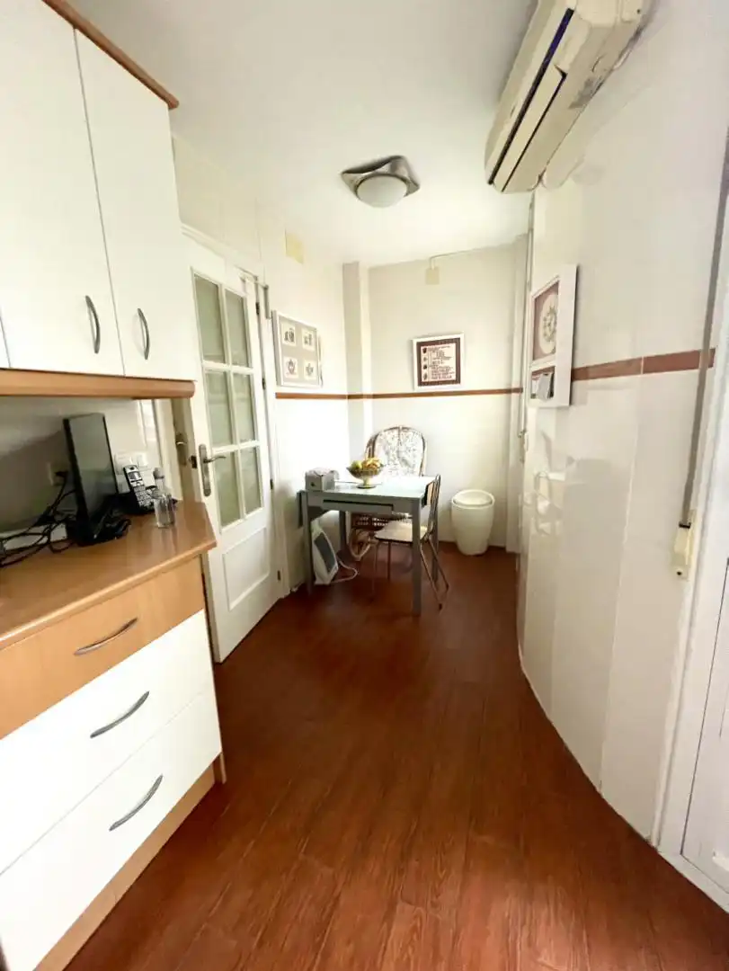 Küche von Wohnung zum Verkauf in Calamonte mit Klimaanlage, Parkett und Terrasse