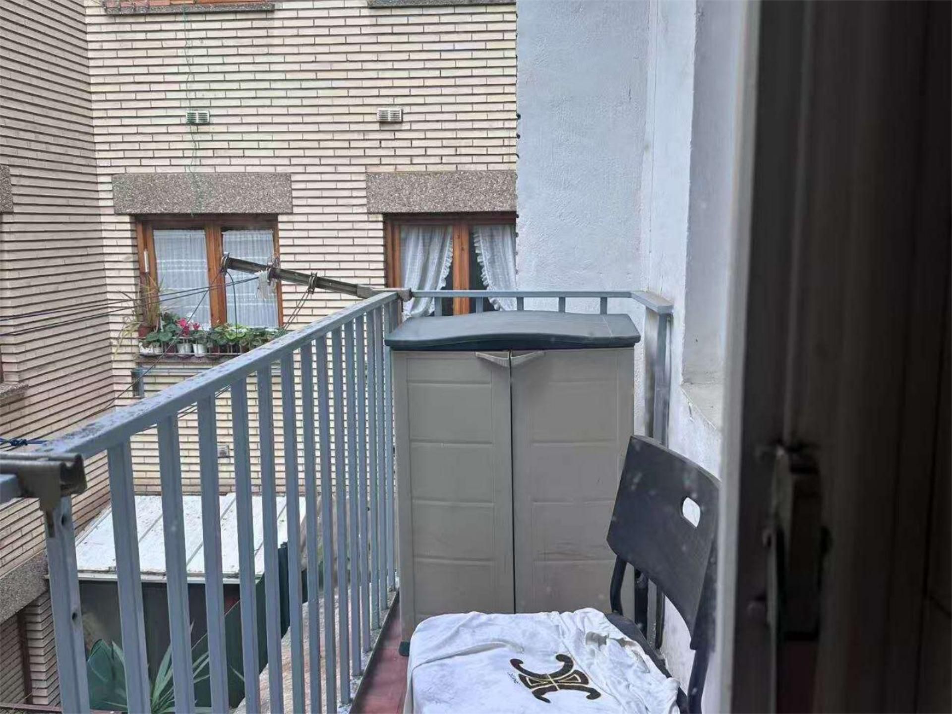 Balcony of Flat to share in  Zaragoza Capital  with Furnished