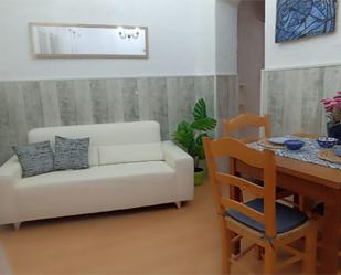 Living room of Flat for sale in  Madrid Capital