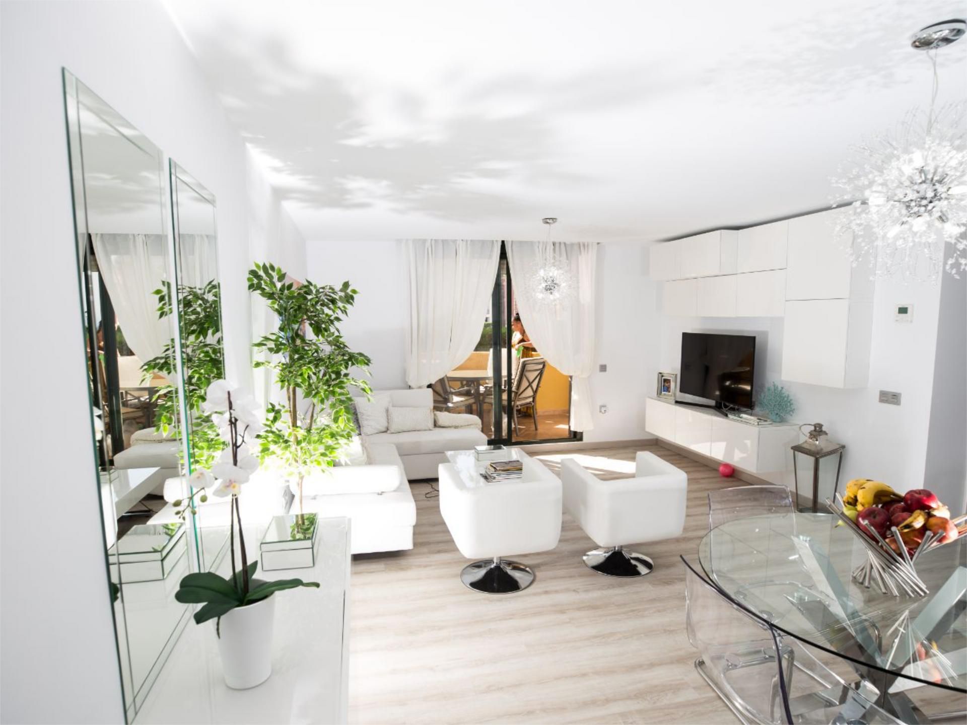 Living room of Flat for sale in Zahara de los Atunes  with Air Conditioner, Heating and Private garden