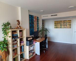 Living room of Flat for sale in  Madrid Capital  with Air Conditioner, Terrace and Swimming Pool