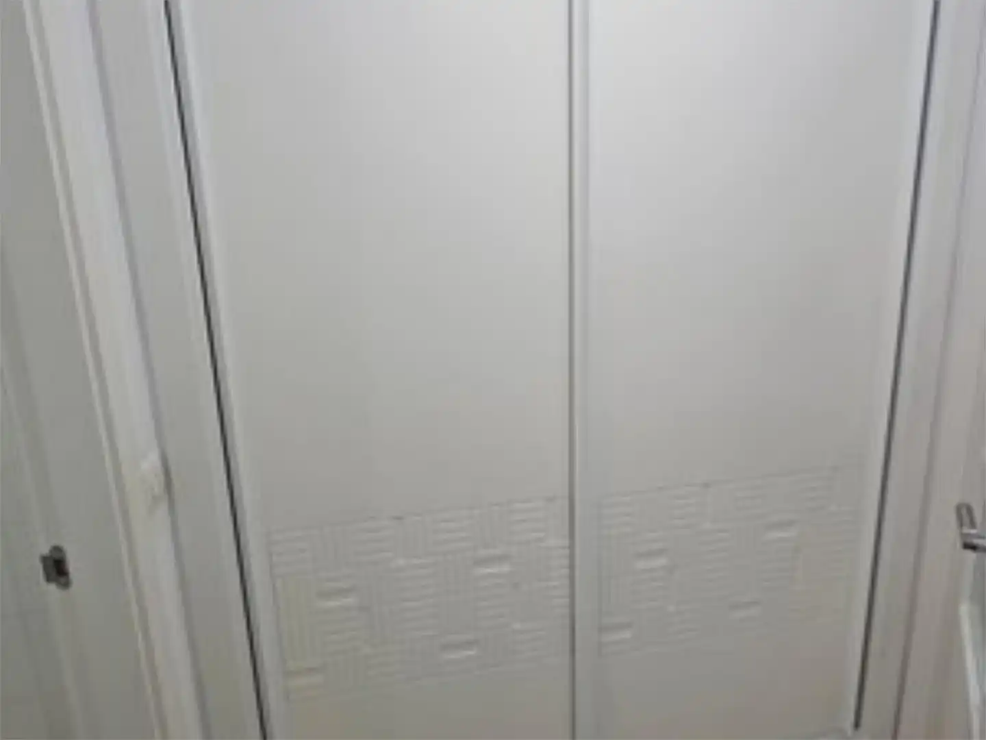 Piso en venta en Calle Fragua, 1, Los Jardines de Marbella - La Ermita Piso en venta en Marbella con Aire acondicionado y Piscina comunitaria