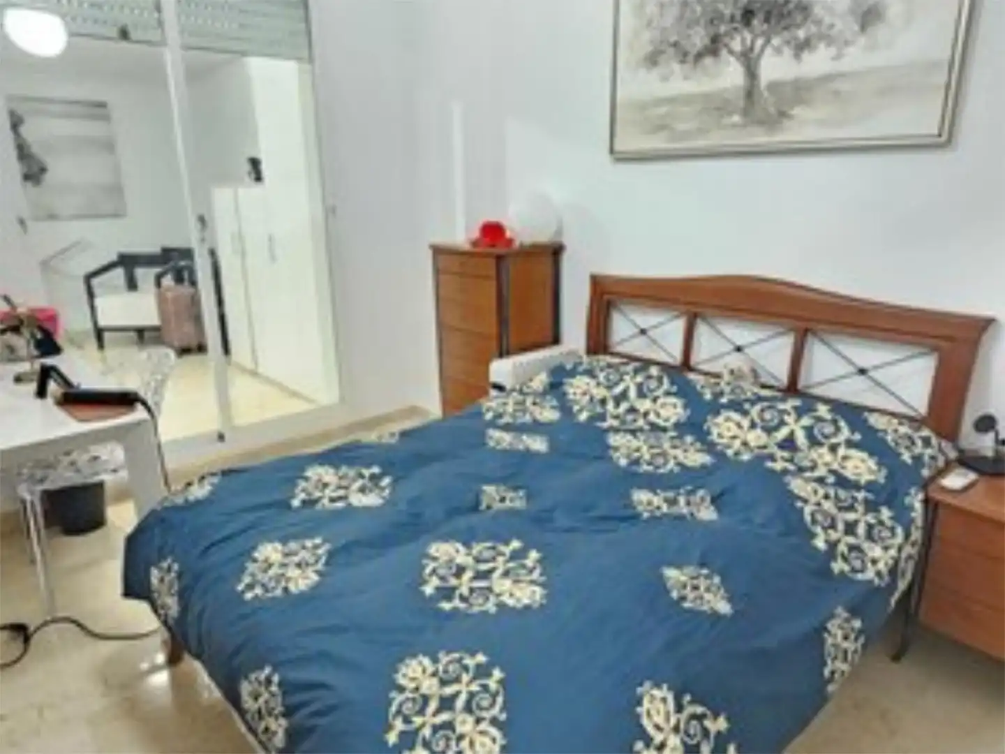 Piso en venta en Calle Fragua, 1, Los Jardines de Marbella - La Ermita Habitación de Piso en venta en Marbella con Aire acondicionado y Piscina comunitaria