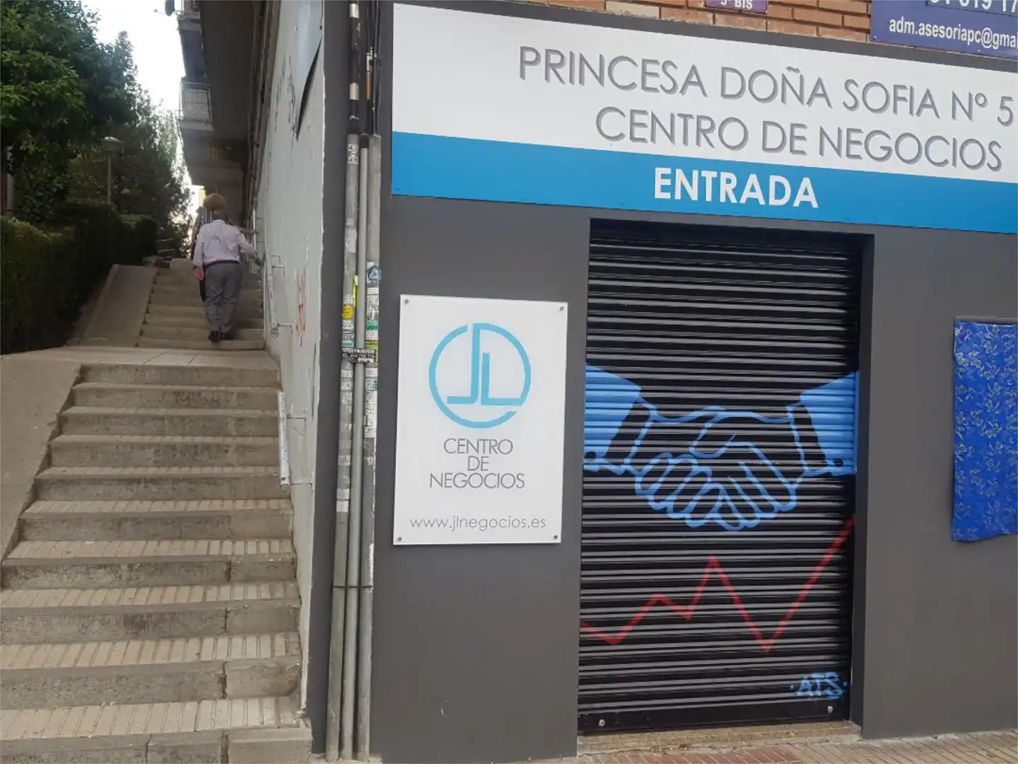 Exterior view of Office for rent in Alcorcón