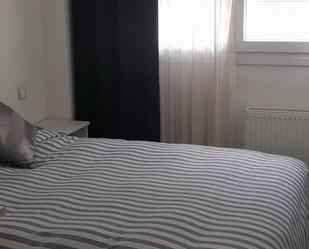 Bedroom of Flat to rent in Villalbilla  with Air Conditioner and Terrace