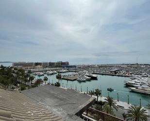 Vista exterior de Pis de lloguer en Alicante / Alacant amb Aire condicionat