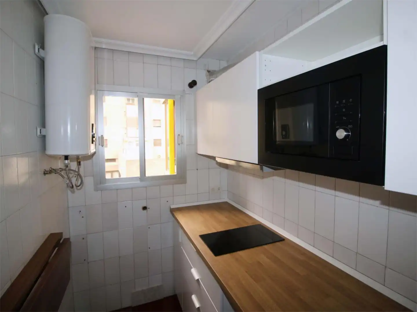Büro zur Miete in Calle Luis de Morales, 22, La Buhaira Küche von Büro zur Miete in Sevilla