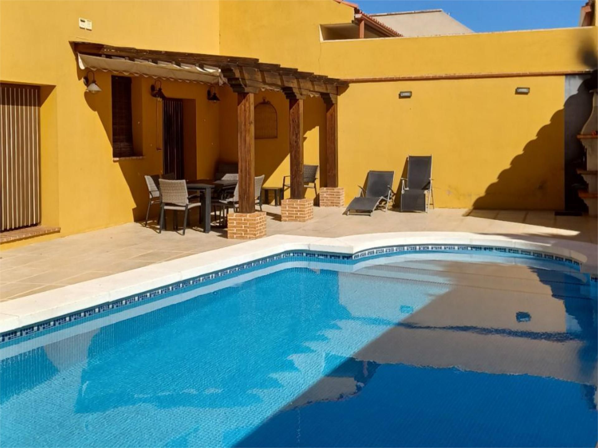 Piscina de Pis en venda en Ciudad Real Capital amb Aire condicionat, Calefacció i Jardí privat
