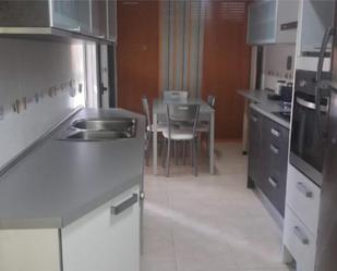 Kitchen of Flat to rent in Alovera