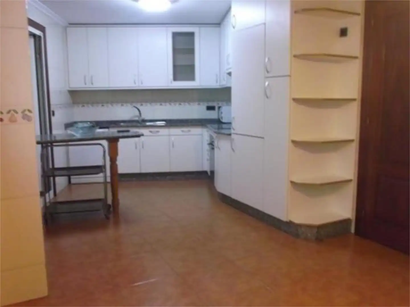 Kitchen of Flat for rent in Pontevedra Capital   with Heating, Parquet flooring and Storage room