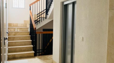 Foto 2 de Piso en venta en Calle Alamillos, 5, Baza, Granada