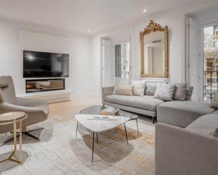 Living room of Flat for sale in  Barcelona Capital