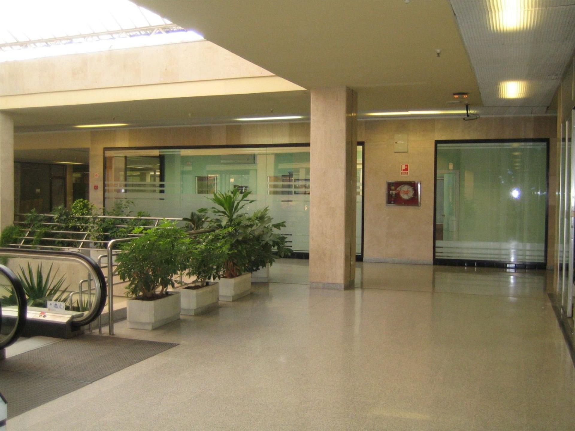 Oficina en venda en Santander