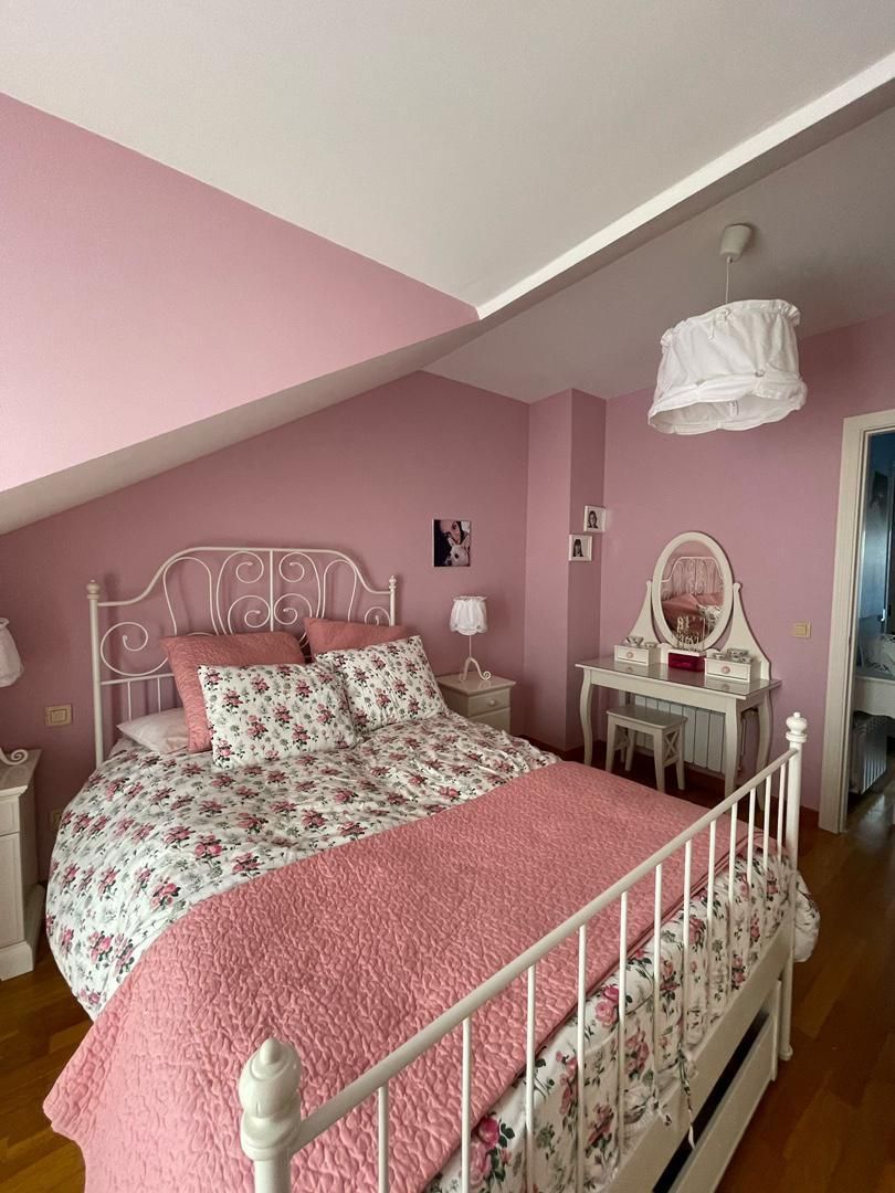 Bedroom of Flat for sale in Torrelavega   with Heating, Parquet flooring and Terrace