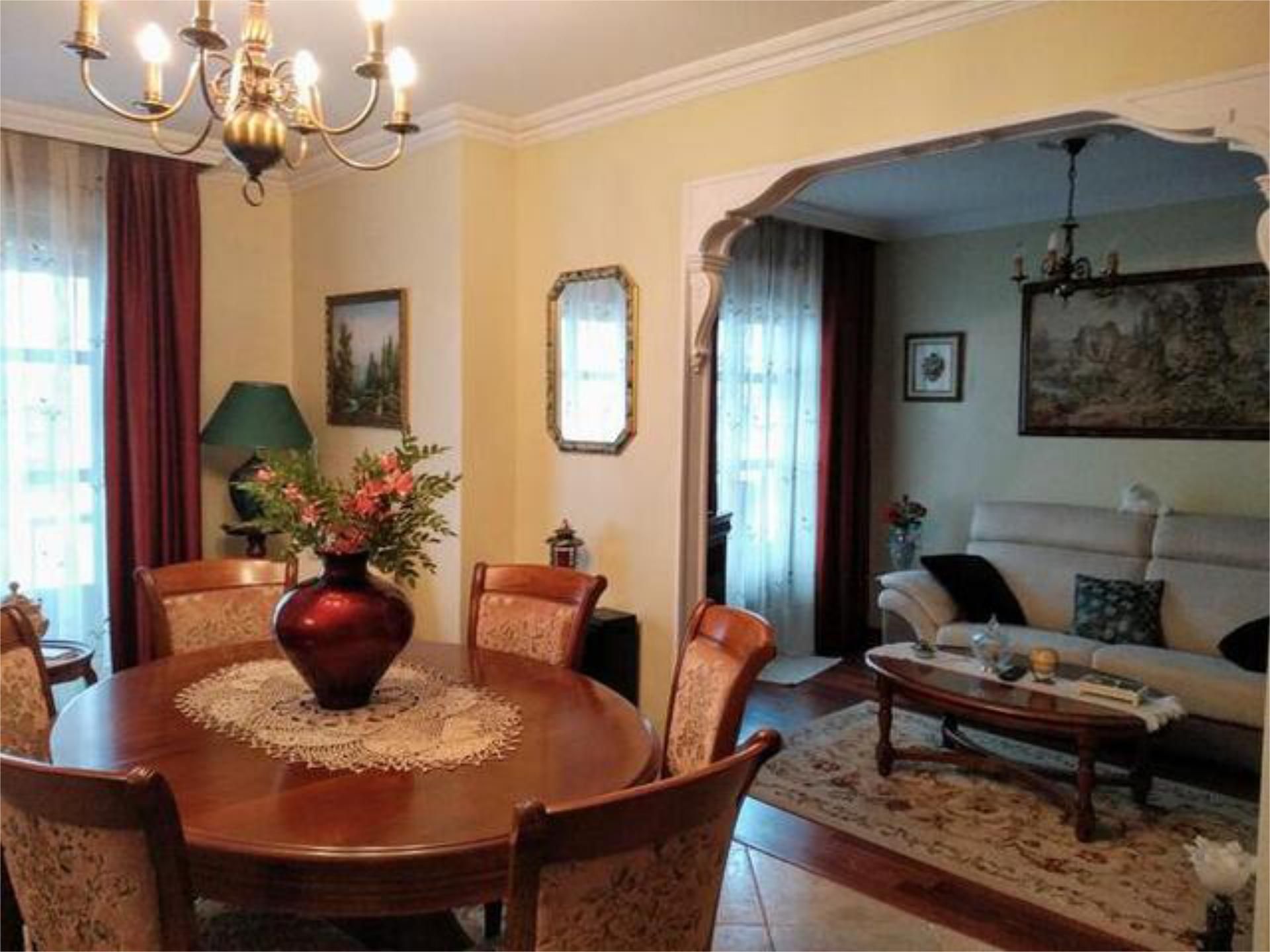 Dining room of Flat for sale in Padrón  with Heating, Terrace and Furnished